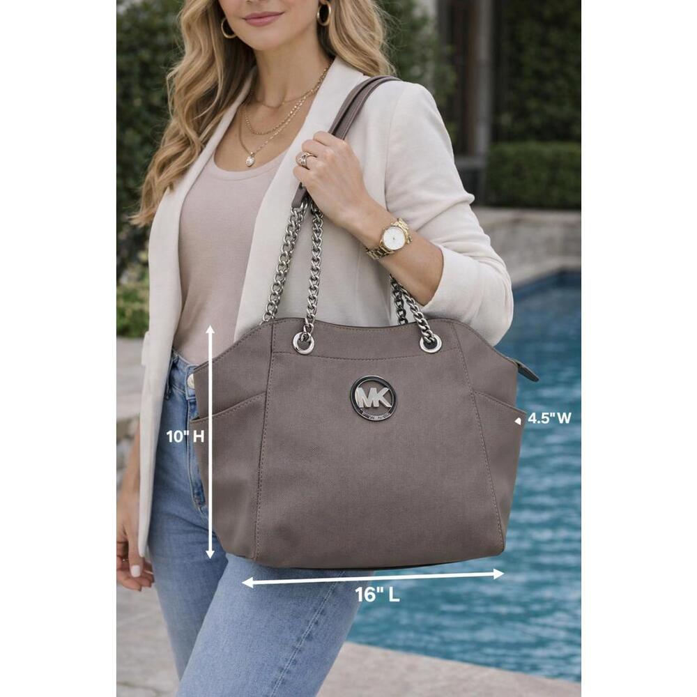 Michael Kors Large Jet Set Gray Leather Travel Shoulder Bag w/Silver Chain